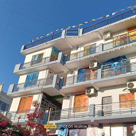 Orchid Hostel And Hotel Tapovan Екстериор снимка
