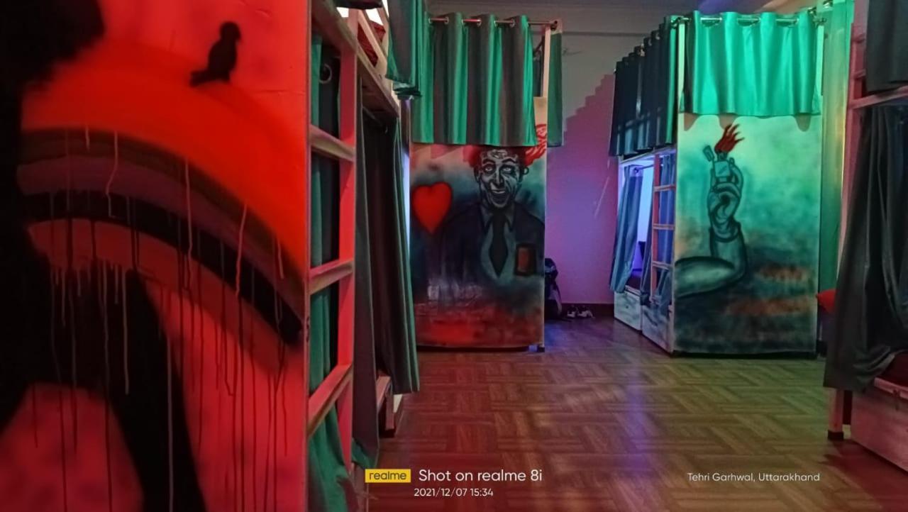 Orchid Hostel And Hotel Tapovan Екстериор снимка